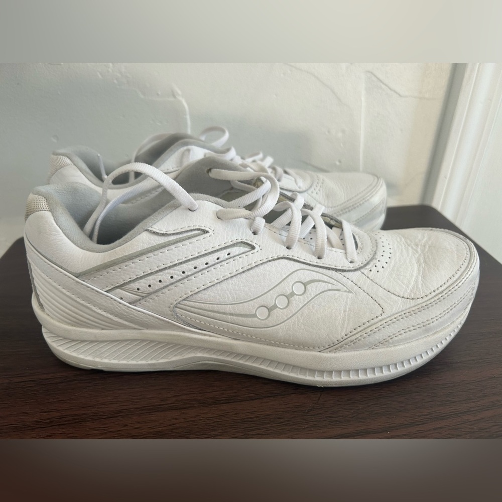 Saucony Echelon Walker 3 shoes